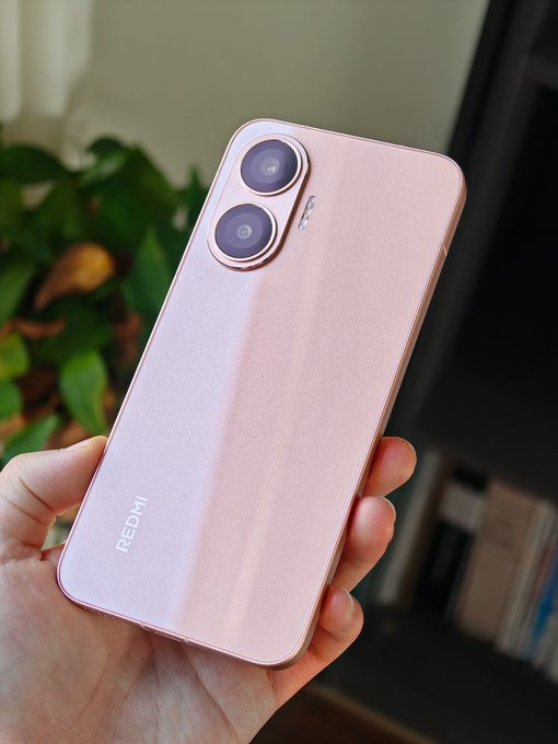 Redmi Turbo 4 Pro अब पिंक गोल्ड में उपलब्ध दमदार कैमरा और जबरदस्त बैटरी के साथ 3 GveomoEakAEfv2w